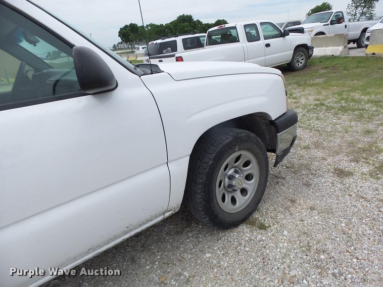 image for item DF9262 2006 Chevrolet Silverado 1500 Ext. Cab pickup truck