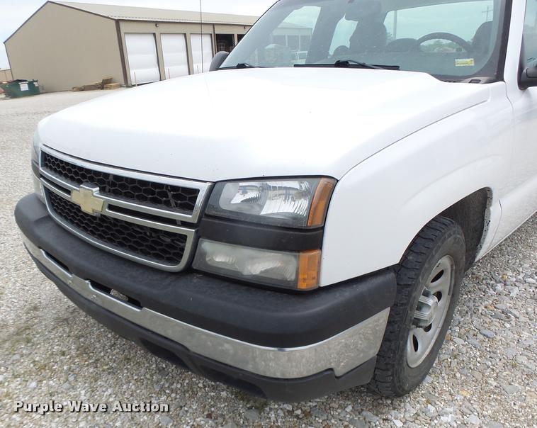 image for item DF9262 2006 Chevrolet Silverado 1500 Ext. Cab pickup truck