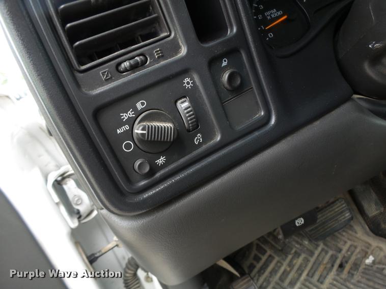 image for item DF9262 2006 Chevrolet Silverado 1500 Ext. Cab pickup truck