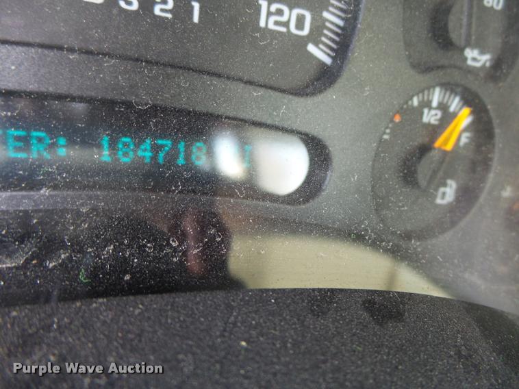 image for item DF9270 2006 Chevrolet Silverado 2500HD pickup truck