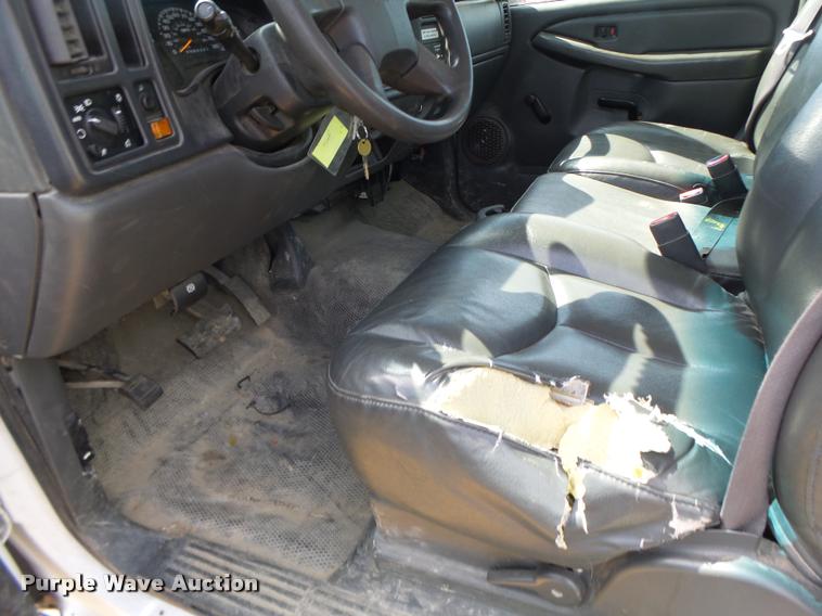 image for item DF9270 2006 Chevrolet Silverado 2500HD pickup truck