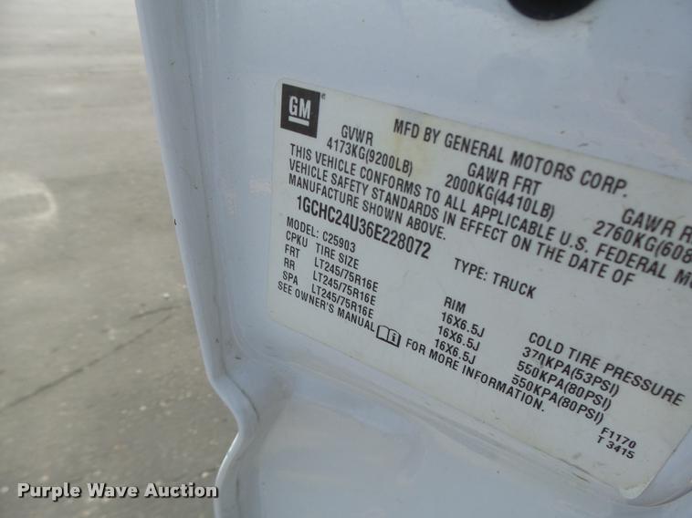 image for item DF9270 2006 Chevrolet Silverado 2500HD pickup truck