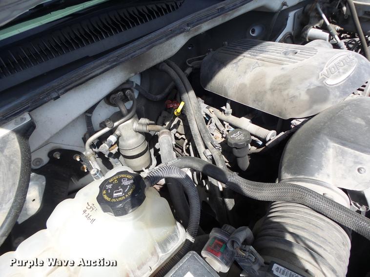 image for item DF9270 2006 Chevrolet Silverado 2500HD pickup truck