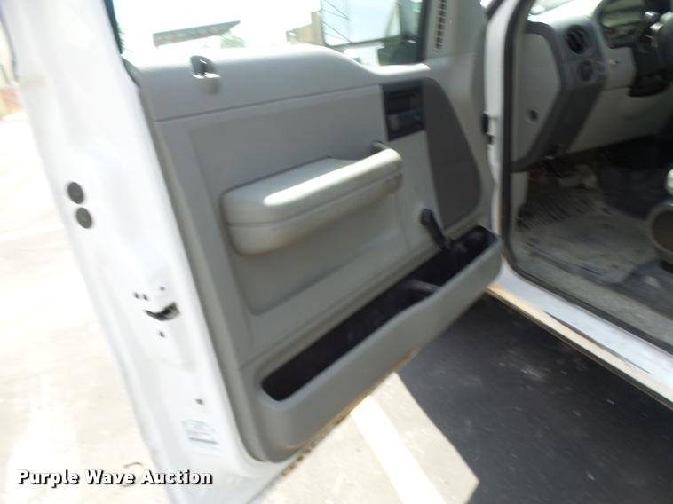 image for item DF9271 2008 Ford F150 SuperCab pickup truck