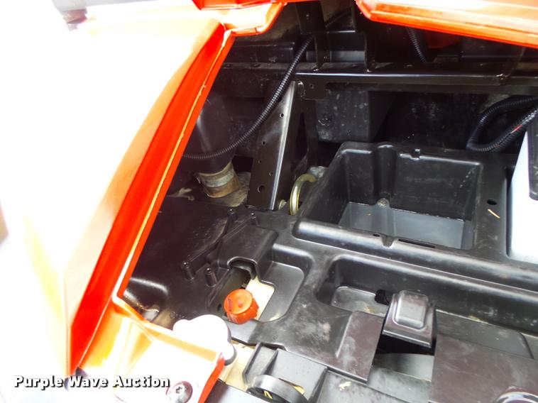 image for item DF9273 2011 Polaris Ranger XP utility vehicle