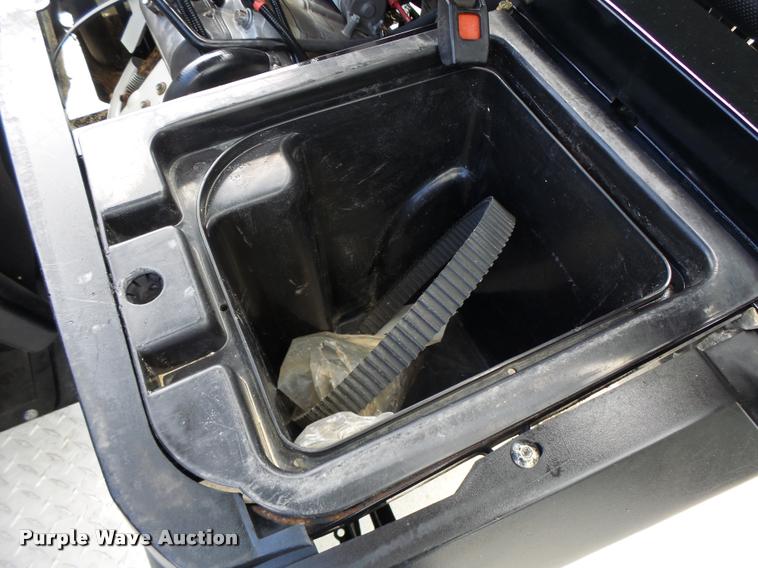 image for item DF9273 2011 Polaris Ranger XP utility vehicle