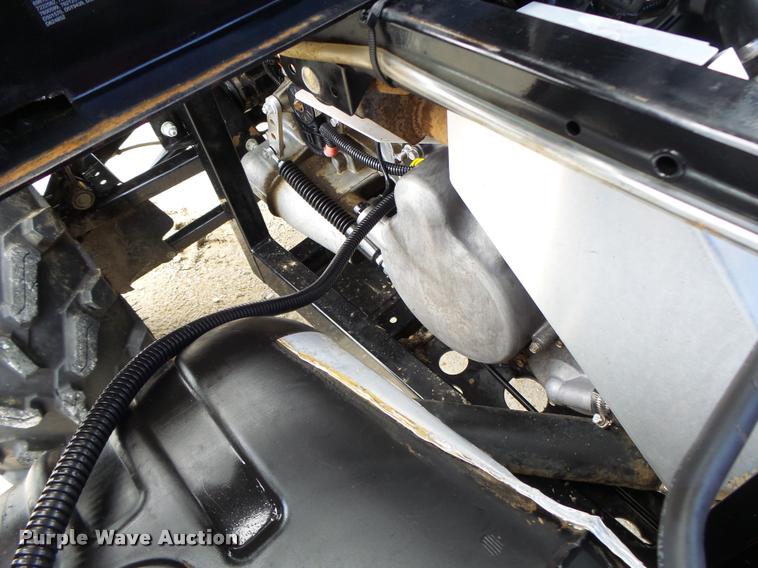 image for item DF9273 2011 Polaris Ranger XP utility vehicle