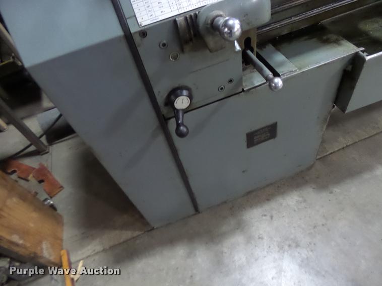 image for item DF9285 Leblond Regal lathe