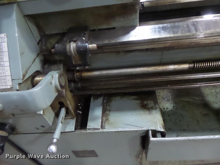 image for item DF9285 Leblond Regal lathe