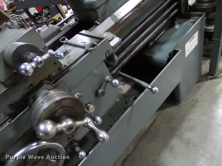 image for item DF9285 Leblond Regal lathe