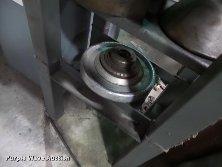 image for item DF9285 Leblond Regal lathe