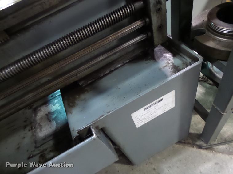 image for item DF9285 Leblond Regal lathe