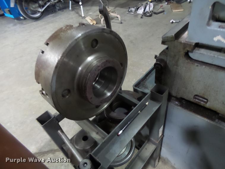 image for item DF9285 Leblond Regal lathe