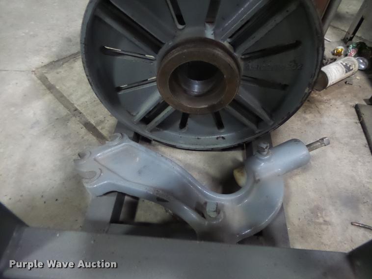 image for item DF9285 Leblond Regal lathe