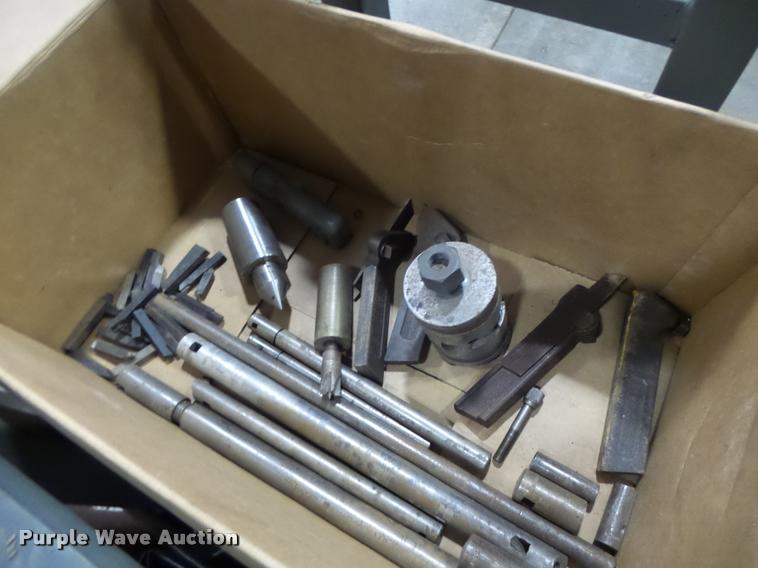 image for item DF9285 Leblond Regal lathe