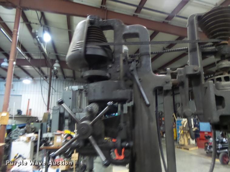 image for item DF9286 Cincinnati 21 drill