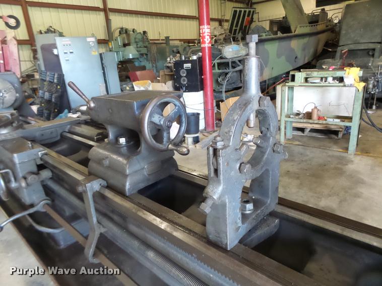image for item DF9287 Cincinnati lathe