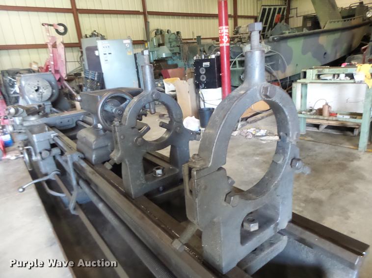 image for item DF9287 Cincinnati lathe
