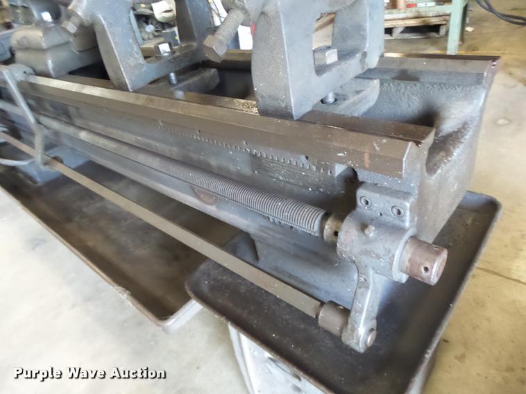 image for item DF9287 Cincinnati lathe