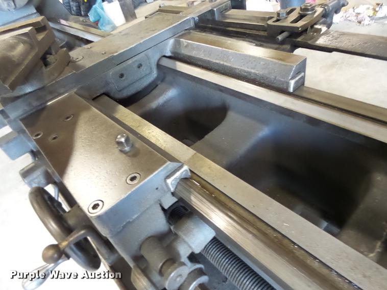 image for item DF9287 Cincinnati lathe