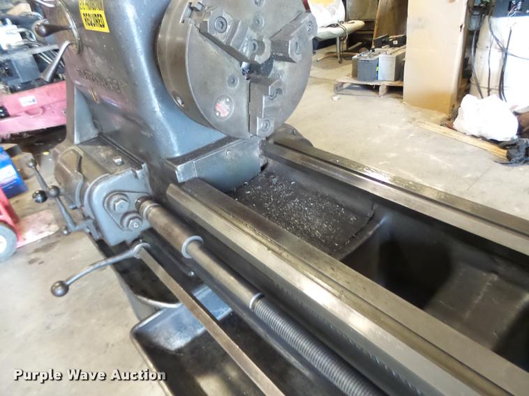 image for item DF9287 Cincinnati lathe
