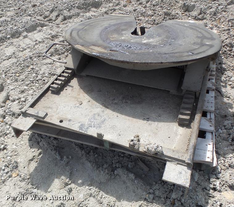 image for item DF9289 Fifth wheel plate