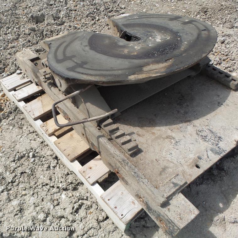 image for item DF9289 Fifth wheel plate