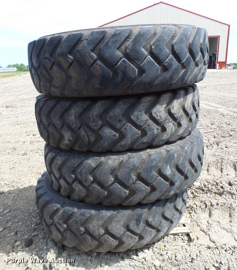 image for item DF9290 (4) Double Coin 14.00R24 tires