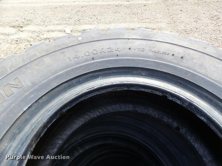 image for item DF9290 (4) Double Coin 14.00R24 tires