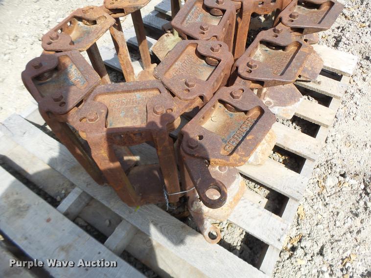 image for item DF9291 Grouser skid steer tracks
