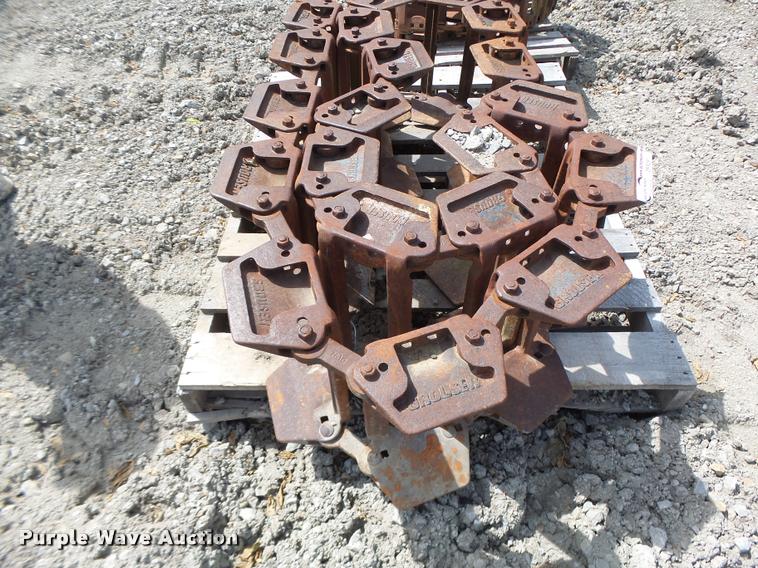 image for item DF9291 Grouser skid steer tracks