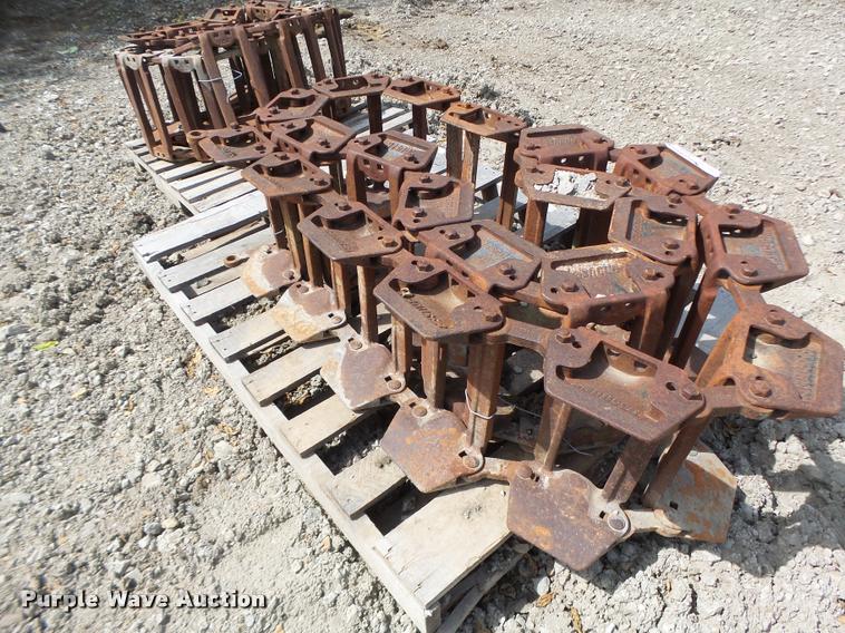 image for item DF9291 Grouser skid steer tracks