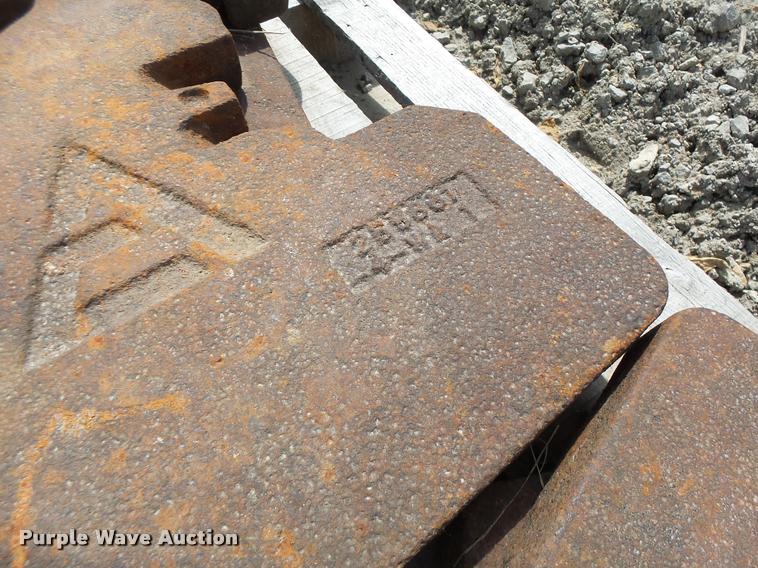 image for item DF9292 (7) Allis Chalmers suitcase weights