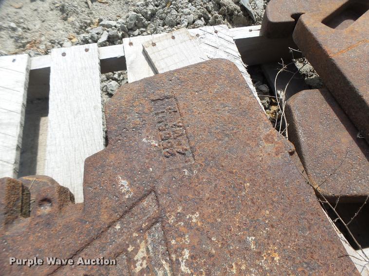 image for item DF9292 (7) Allis Chalmers suitcase weights