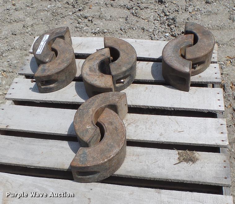 image for item DF9297 Skid steer wheel weights