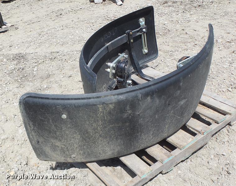 image for item DF9299 Tractor fenders
