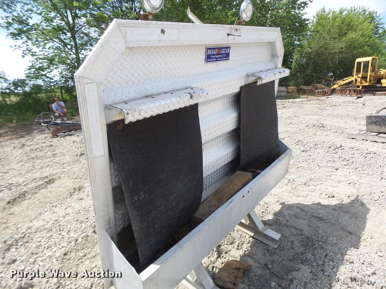 image for item DF9300 Aluminum headache rack