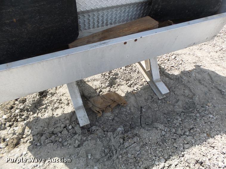 image for item DF9300 Aluminum headache rack