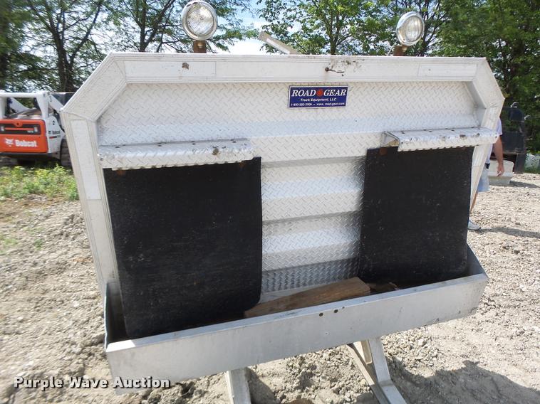 image for item DF9300 Aluminum headache rack