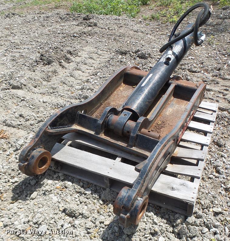 image for item DF9301 Esco hydraulic thumb