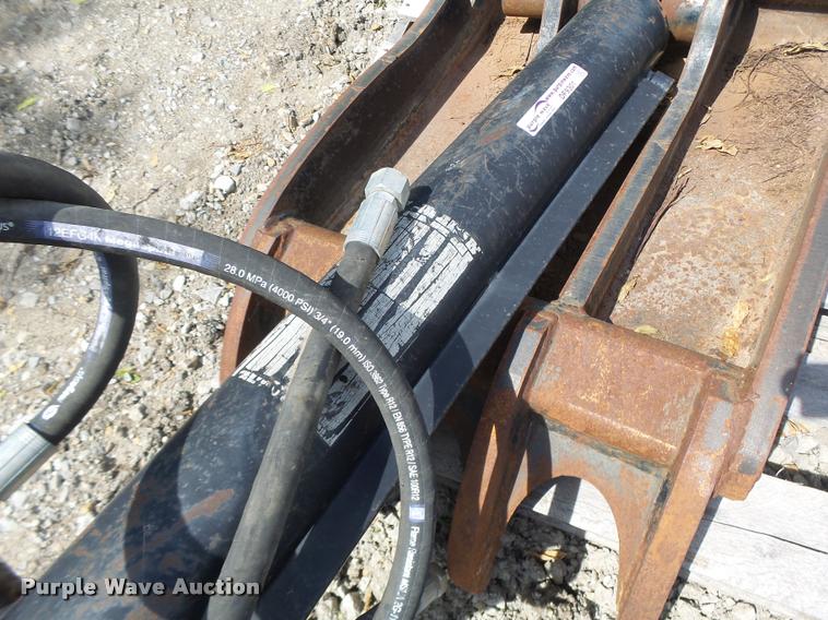 image for item DF9301 Esco hydraulic thumb