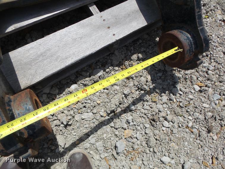 image for item DF9301 Esco hydraulic thumb