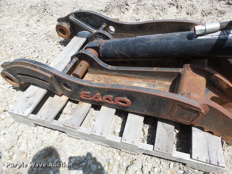 image for item DF9301 Esco hydraulic thumb