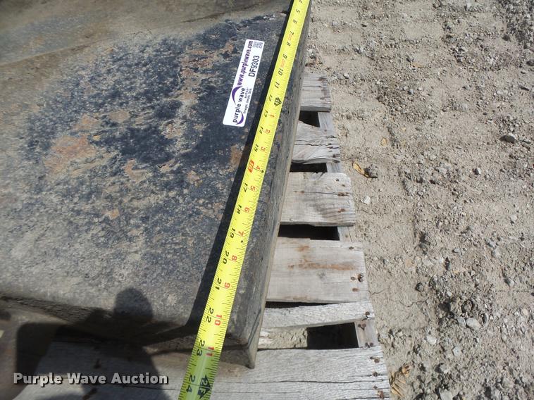 image for item DF9303 Hydraulic tank