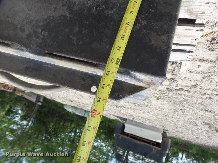 image for item DF9303 Hydraulic tank