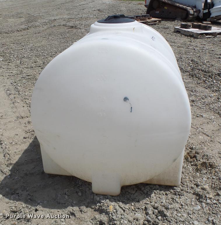 image for item DF9305 Poly tank