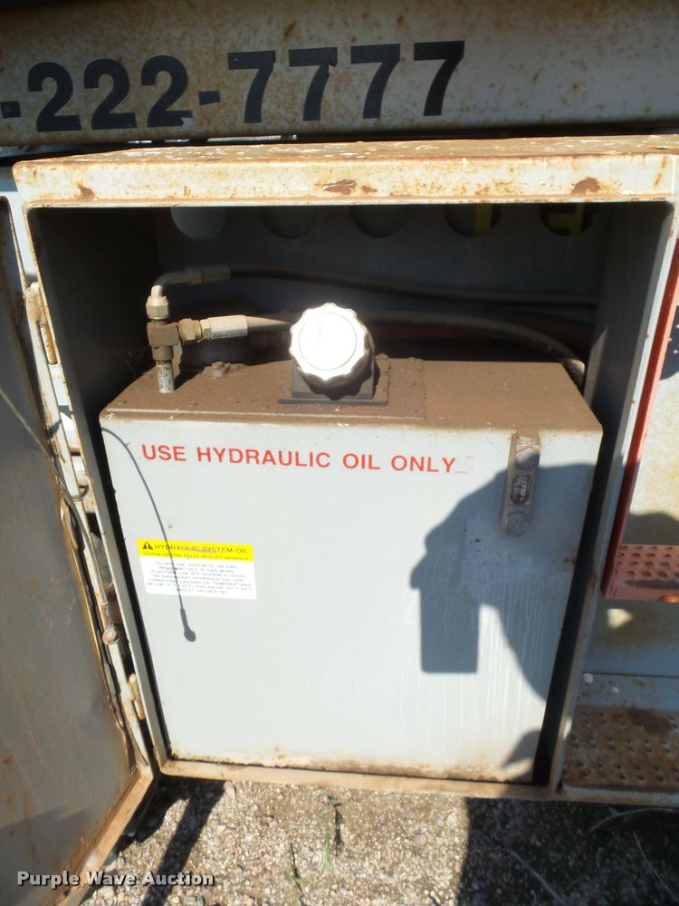 image for item DH9596 1995 Skyjack SJ8231F scissor lift