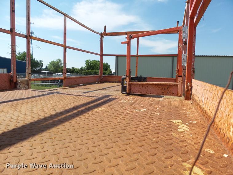 image for item DH9596 1995 Skyjack SJ8231F scissor lift