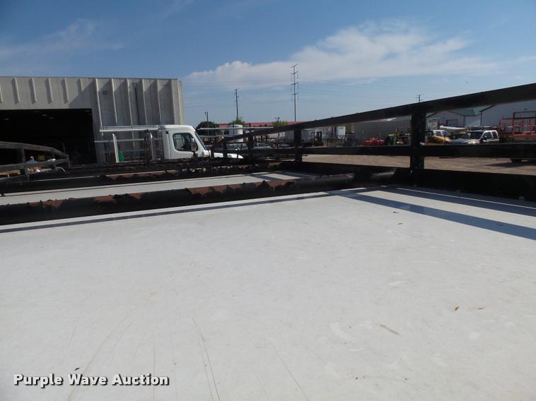 image for item DH9613 2004 Ford E350 Super Duty utility van