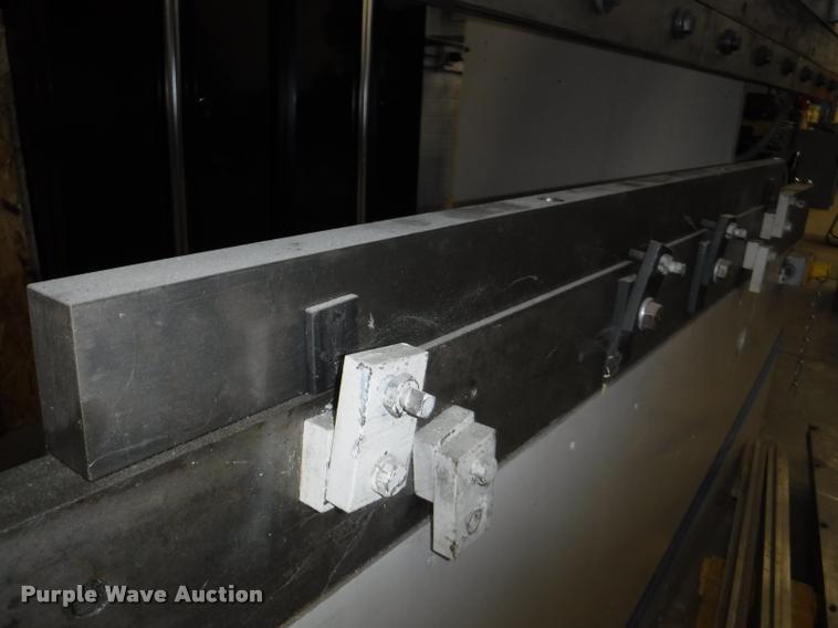 image for item DJ9243 Wysong MTH60-96 sheet metal brake